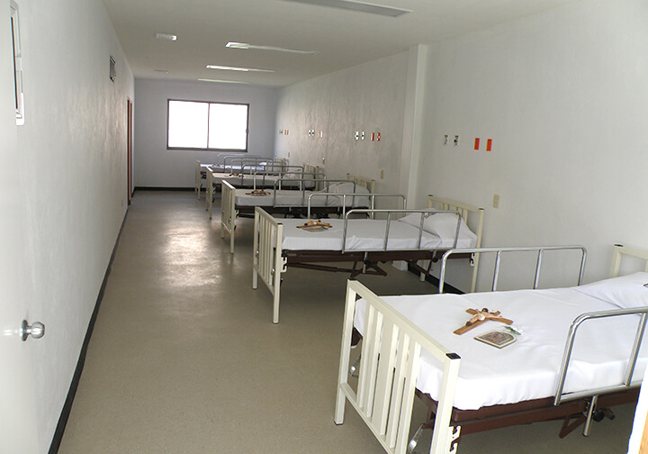 Good Samaritan Hospital in Mexico.