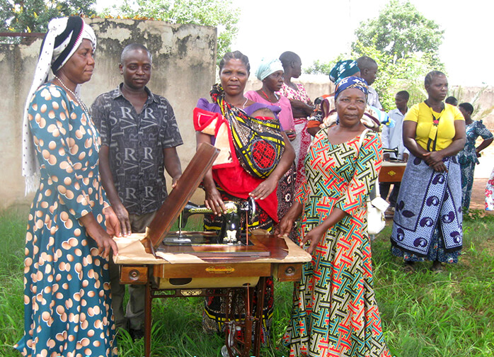 Tanzania: Sewing Machines for Catechists’ Families Project